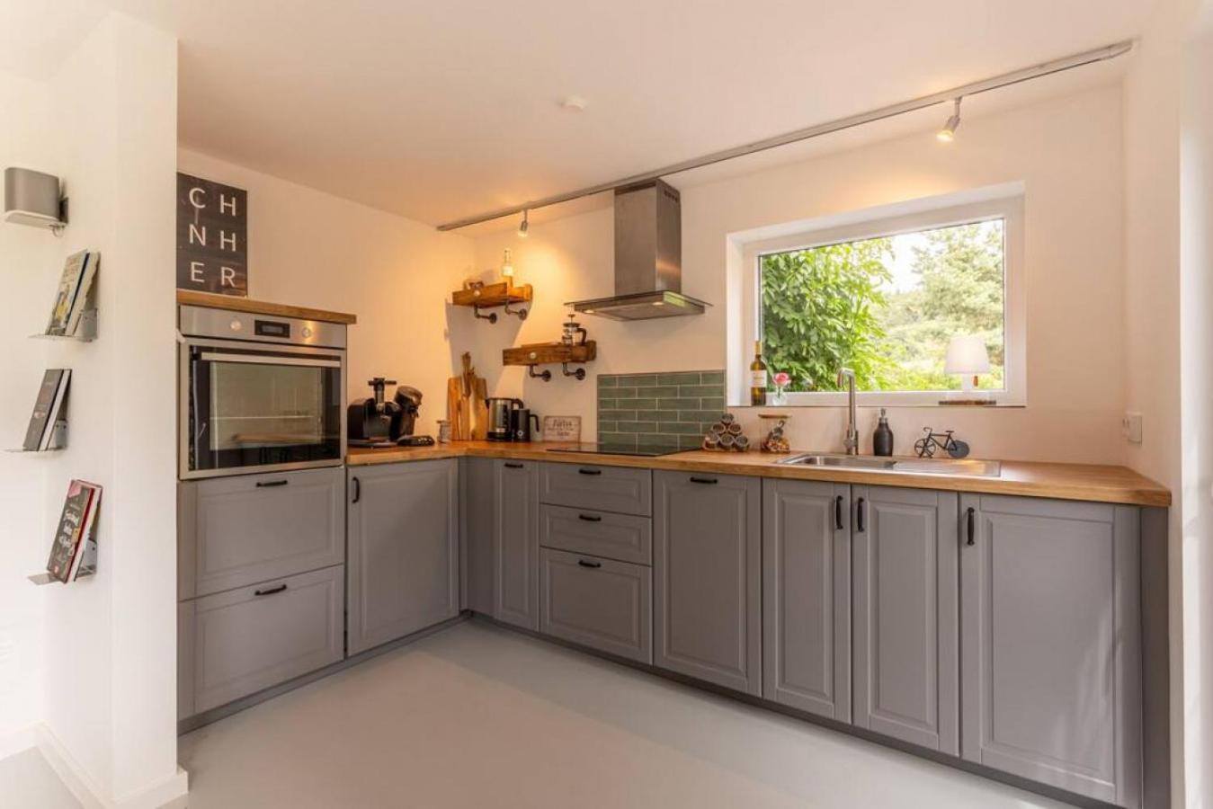 Adenauer Zwoelf - Das 5 Sterne Ferienhaus Mit Sauna Und Garten Am Eifelsteig Kerpen  Eksteriør billede